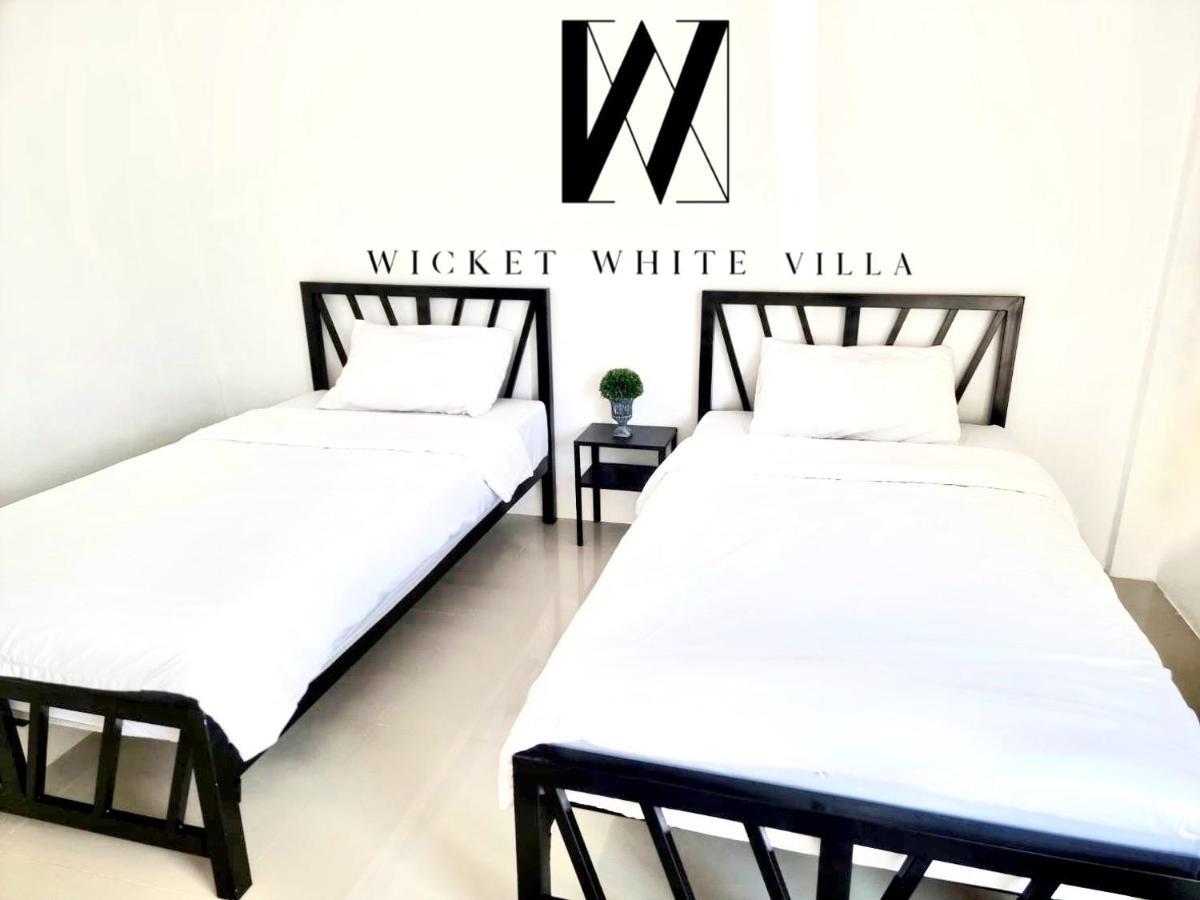 Wicket White Villa Photharam Exterior photo
